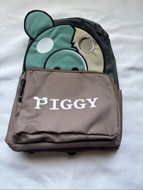 PIGGY Zompiggy Face Backpack (School Bag w/ 3D Charm, Zipper Pocket)